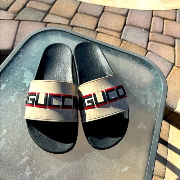 White Stripe Gucci Slides Buy Gucci Pursuit  main image 2